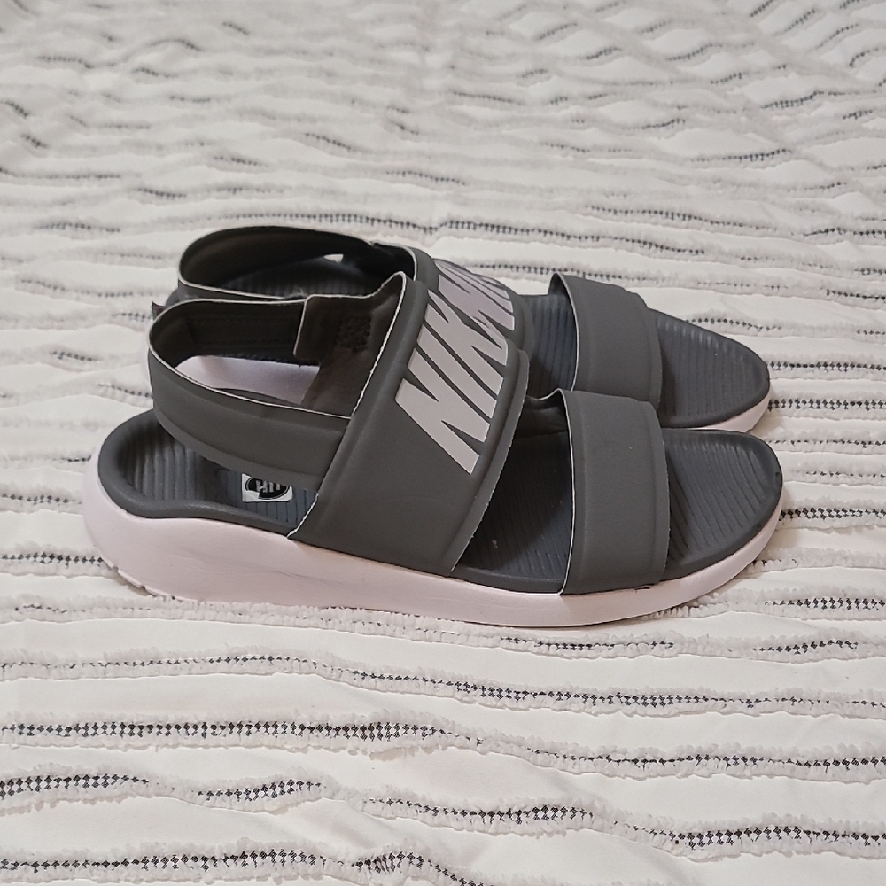 Nike Women's Black and White Sandals